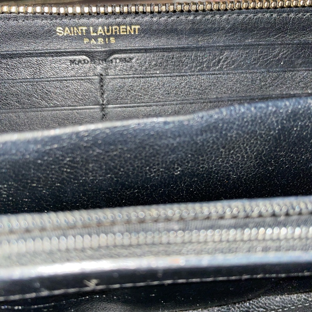Saint Laurent Y Line Zip Around Wallet in black leather and gold hardware - Picture 6 of 7